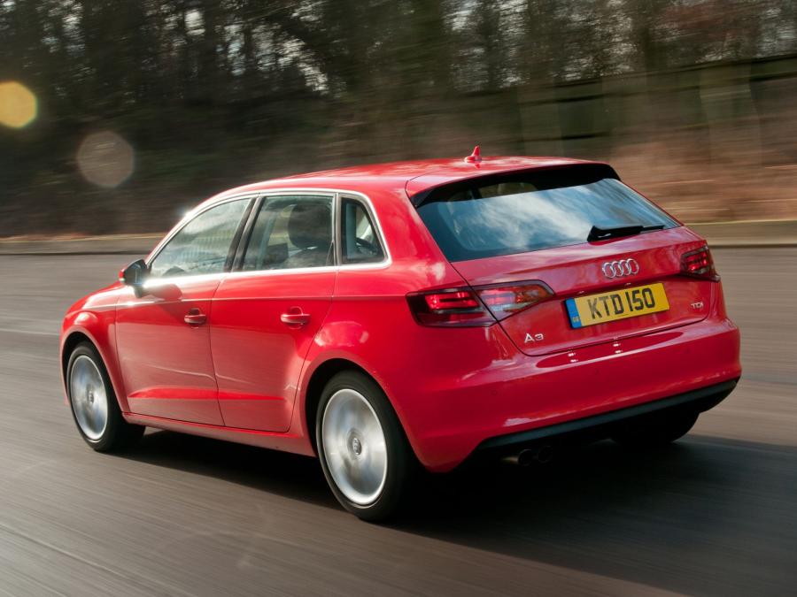  Audi A3 Sportback 2.0 TDI (8V) 2013 года  (UK) (фото 3 из 9)
